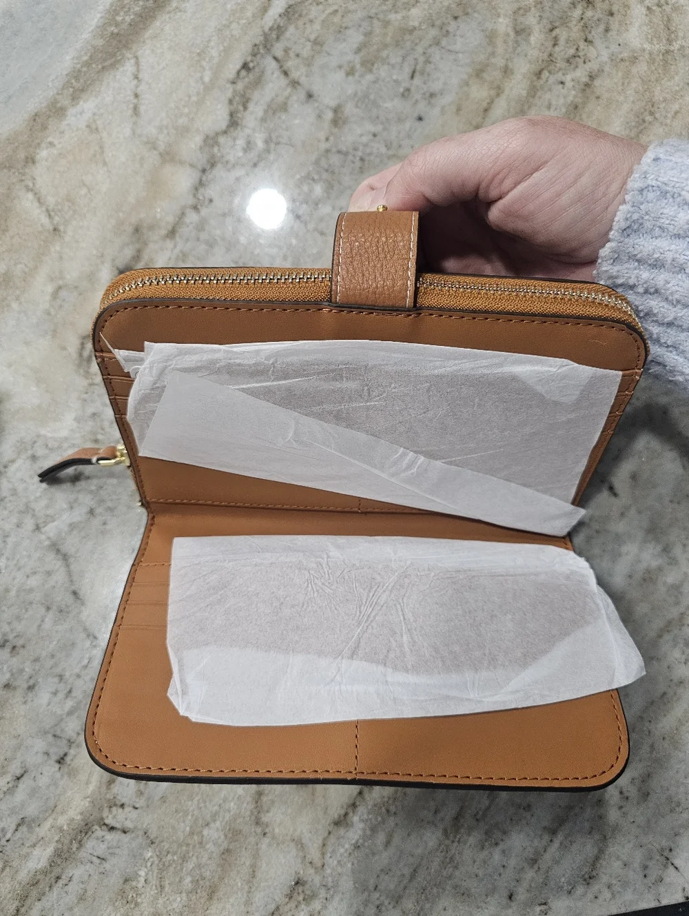 Vera Bradley Roasted Pecan Leather Large Tab Wallet NWT MSRP $145 - Picture 9 of 15